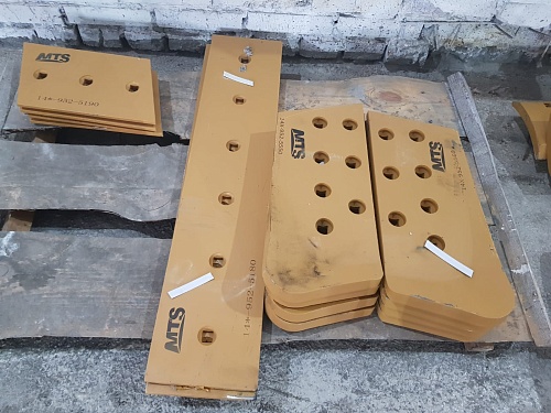 Нож подрезной 14X-952-5180/Komatsu D65EX Нож подрезной 14X-952-5180/Komatsu D65EX